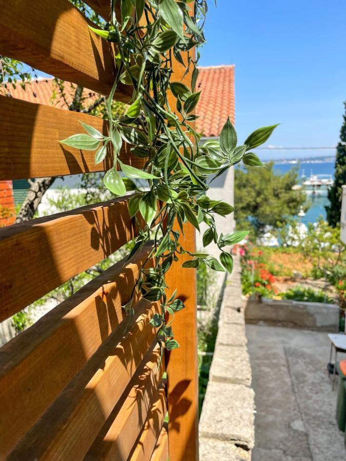 Apartman S M4 With The View Kali Exterior photo